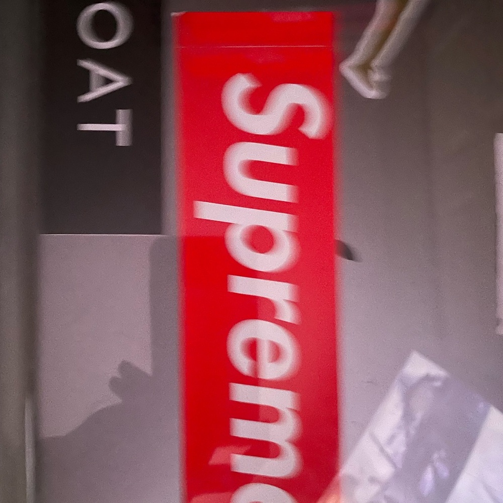 Supreme ‘Box Logo’ Sticker